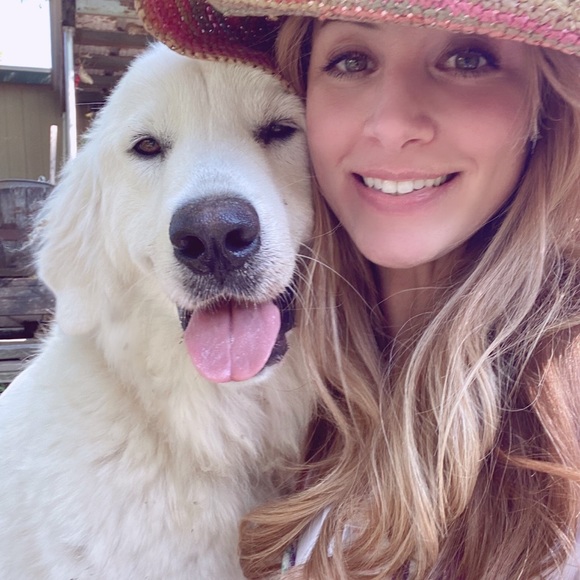 Meet your Posher, Jenna - Picture 1 of 1